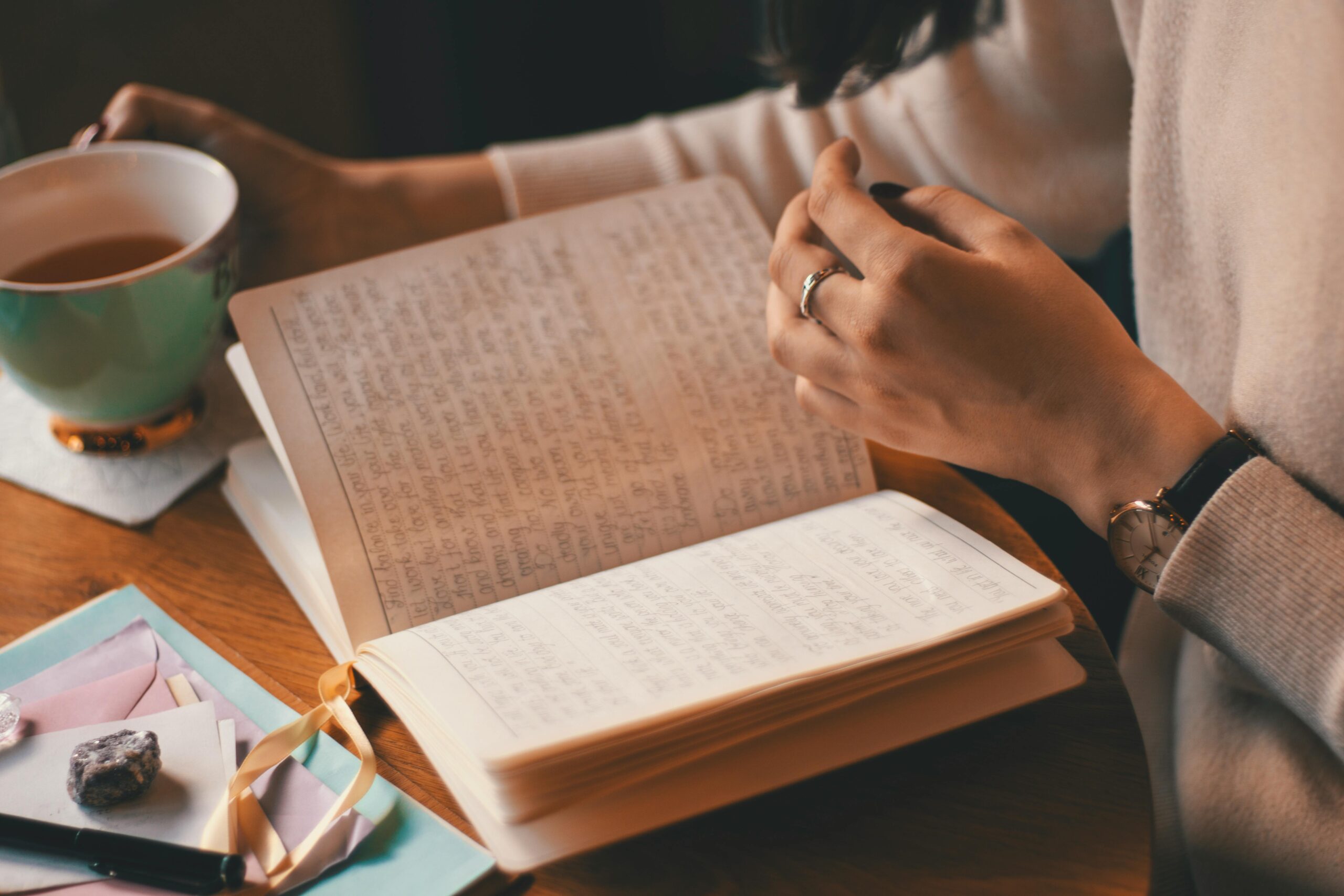 Unleashing the Power of Journaling and Goal Setting for a Thriving New Year